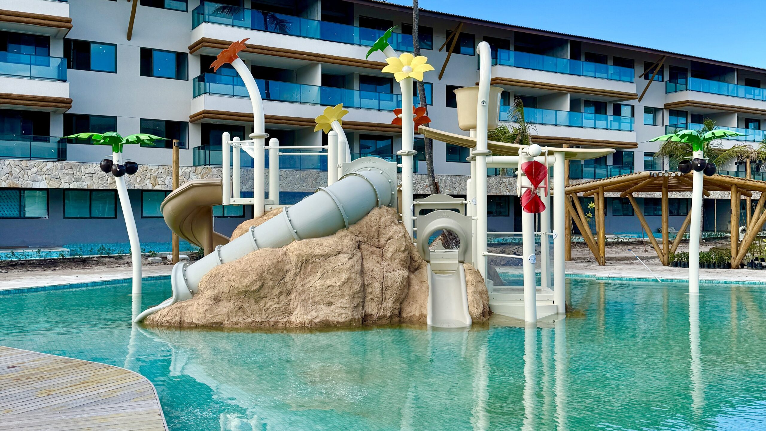 parque de piscinas infantis