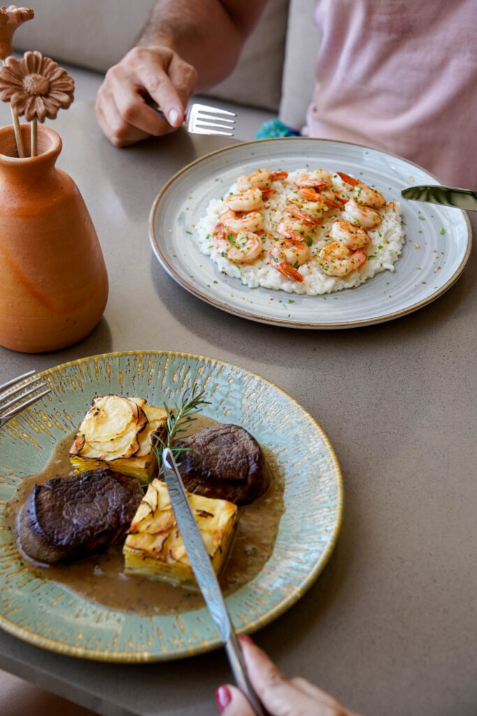 Refeição de alta gastronomia no Samoa Resort.